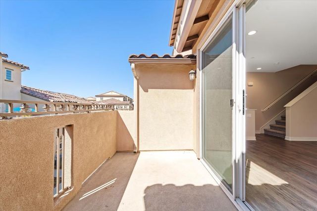 4358 Saint Cloud Way 2, Oceanside, CA 92056