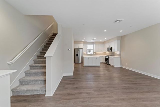4358 Saint Cloud Way 2, Oceanside, CA 92056