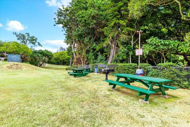 98-500 Koauka Loop 1K, Aiea, HI 96701