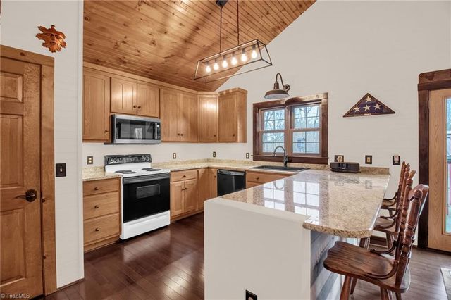 3435 Staley Store Road, Liberty, NC 27298