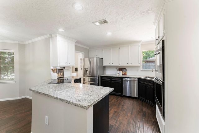 748 Talmalge Hall Drive, Conroe, TX 77302
