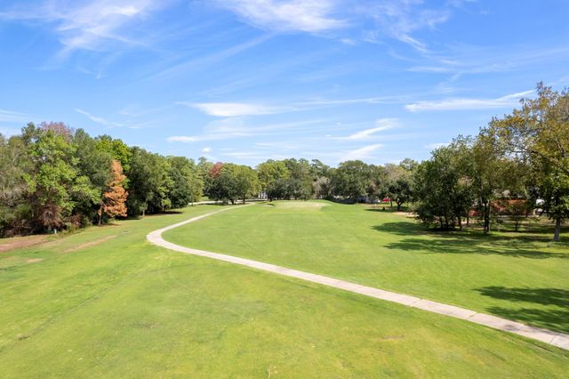 748 Talmalge Hall Drive, Conroe, TX 77302