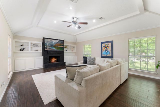 748 Talmalge Hall Drive, Conroe, TX 77302