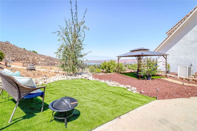 20948 Onaknoll Drive, Lake Mathews, CA 92570