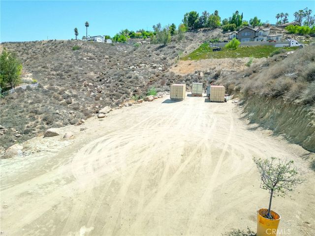 20948 Onaknoll Drive, Lake Mathews, CA 92570