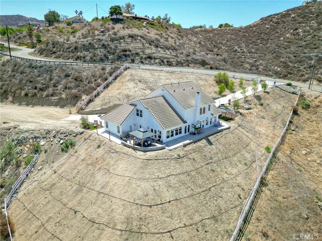 20948 Onaknoll Drive, Lake Mathews, CA 92570