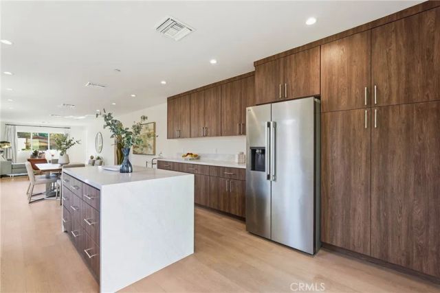 1710 Phillips Way, Los Angeles, CA 90042