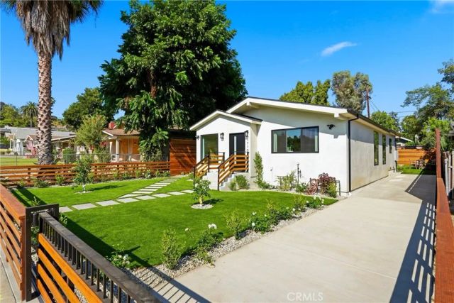 1710 Phillips Way, Los Angeles, CA 90042