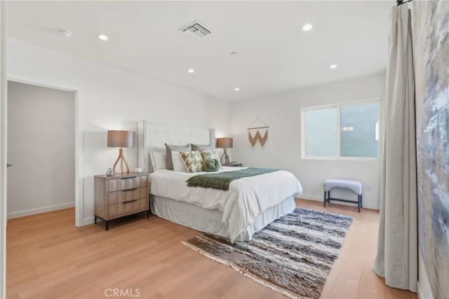 1710 Phillips Way, Los Angeles, CA 90042
