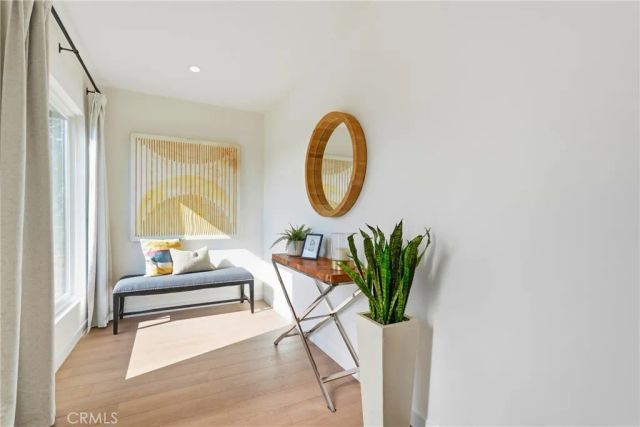 1710 Phillips Way, Los Angeles, CA 90042