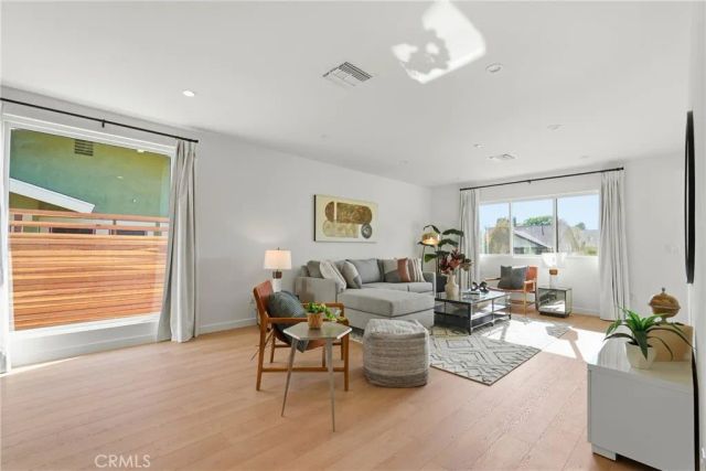 1710 Phillips Way, Los Angeles, CA 90042