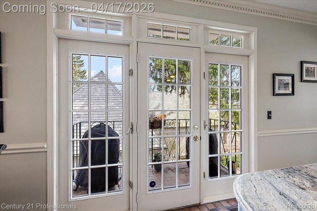 5423 Bristol Parke Drive, Independence Charter Township, MI 48348