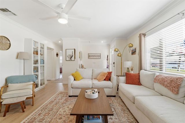 2600 CAMBRIDGE DRIVE, Sarasota, FL 34232