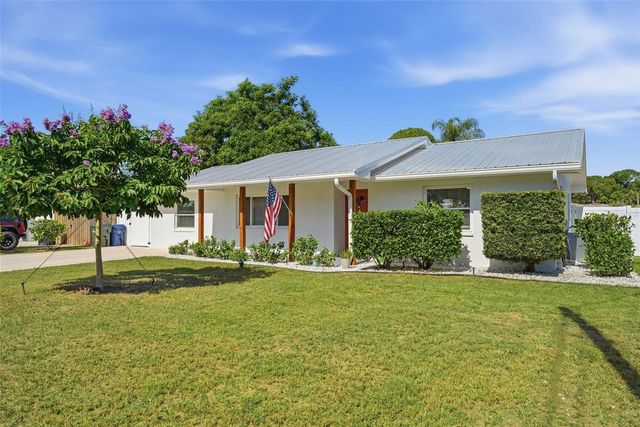 2600 CAMBRIDGE DRIVE, Sarasota, FL 34232