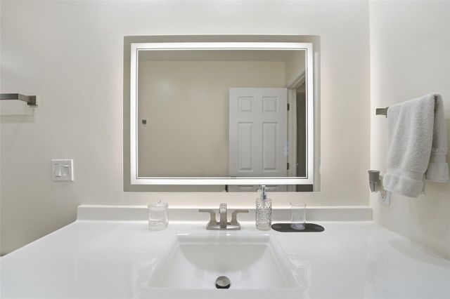 2600 CAMBRIDGE DRIVE, Sarasota, FL 34232