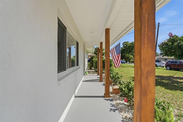 2600 CAMBRIDGE DRIVE, Sarasota, FL 34232
