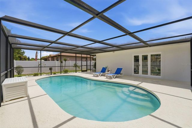 2600 CAMBRIDGE DRIVE, Sarasota, FL 34232