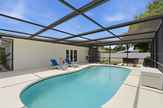 2600 CAMBRIDGE DRIVE, Sarasota, FL 34232