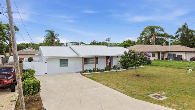 2600 CAMBRIDGE DRIVE, Sarasota, FL 34232