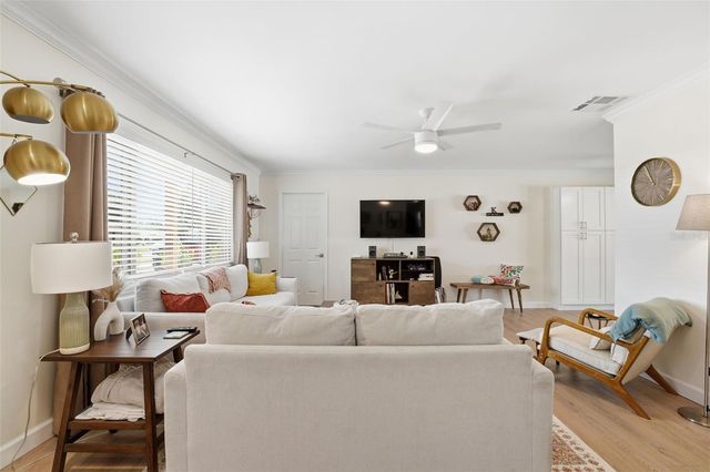 2600 CAMBRIDGE DRIVE, Sarasota, FL 34232
