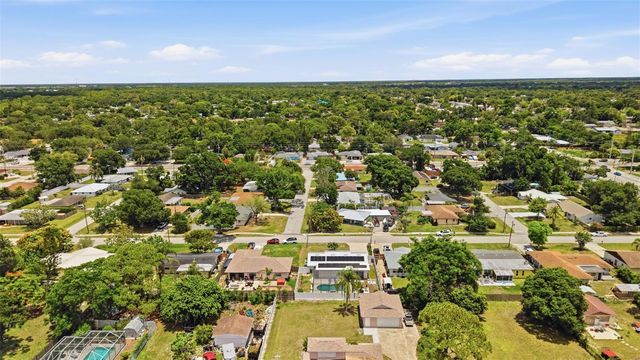 2600 CAMBRIDGE DRIVE, Sarasota, FL 34232