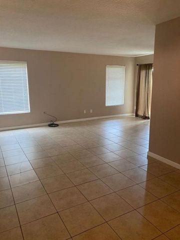 2461 SW 82nd Avenue, Davie, FL 33324