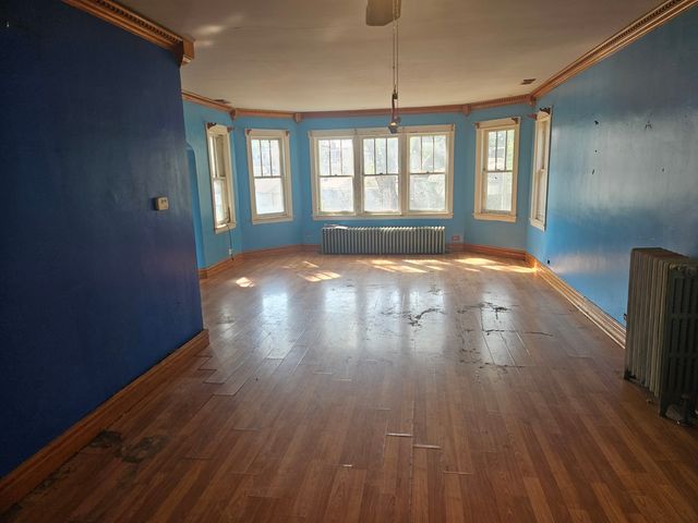 2711 N 77th Avenue, Elmwood Park, IL 60707