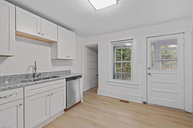 258 Douglas AVE, Portsmouth, VA 23707