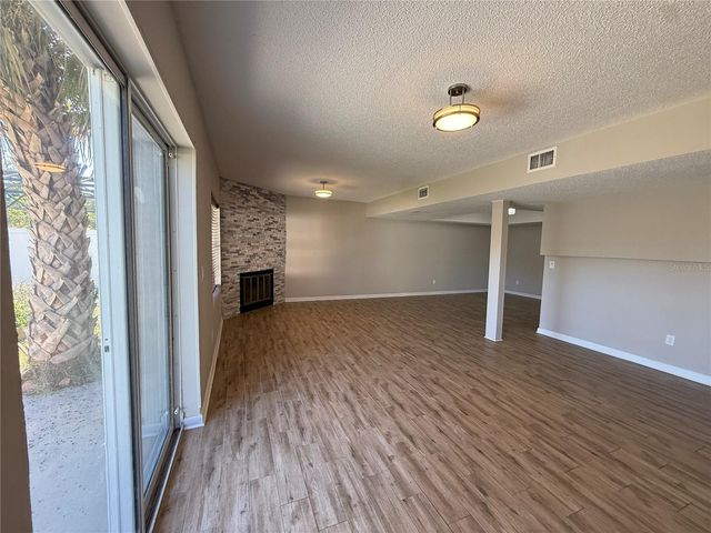 489 S DEERWOOD AVENUE, Orlando, FL 32825