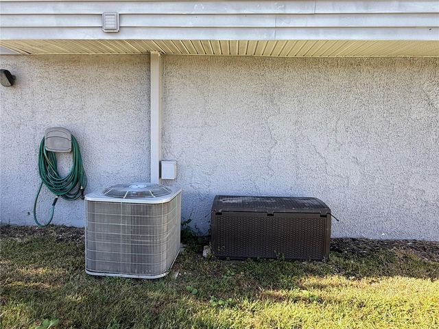 489 S DEERWOOD AVENUE, Orlando, FL 32825