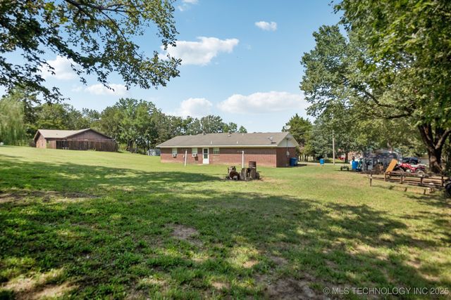 770 NW Seneca, Krebs, OK 74501