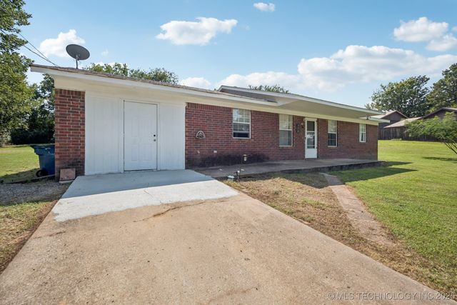 770 NW Seneca, Krebs, OK 74501