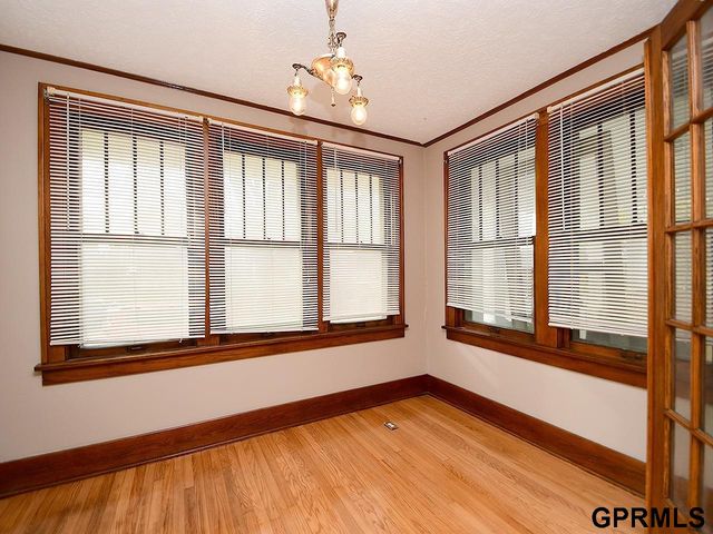 916 A Avenue, Council Bluffs, IA 51501