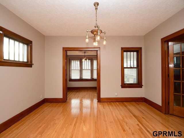 916 A Avenue, Council Bluffs, IA 51501