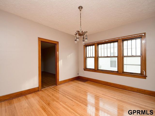 916 A Avenue, Council Bluffs, IA 51501