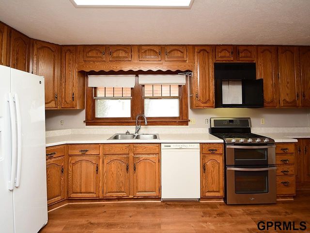 916 A Avenue, Council Bluffs, IA 51501