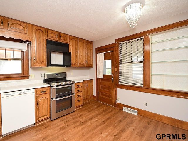 916 A Avenue, Council Bluffs, IA 51501