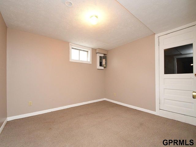 916 A Avenue, Council Bluffs, IA 51501