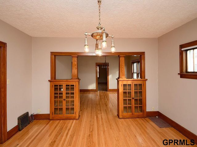 916 A Avenue, Council Bluffs, IA 51501