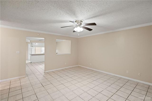 323 Forest Hills Drive 7, Weslaco, TX 78596