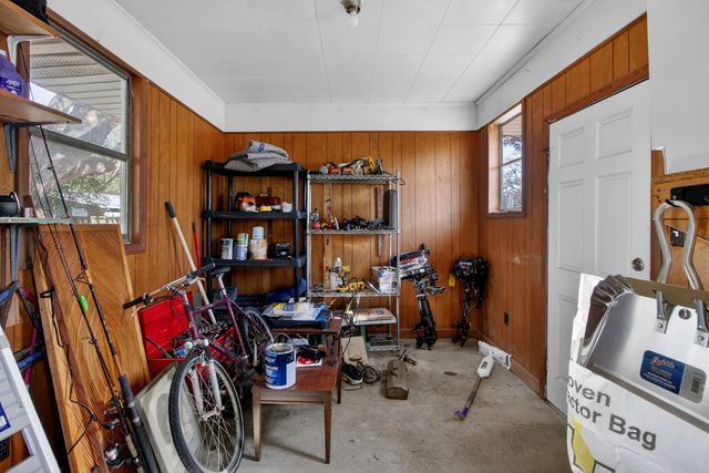 822 Rogers Lane, Mount Pleasant, SC 29464