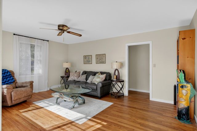 822 Rogers Lane, Mount Pleasant, SC 29464