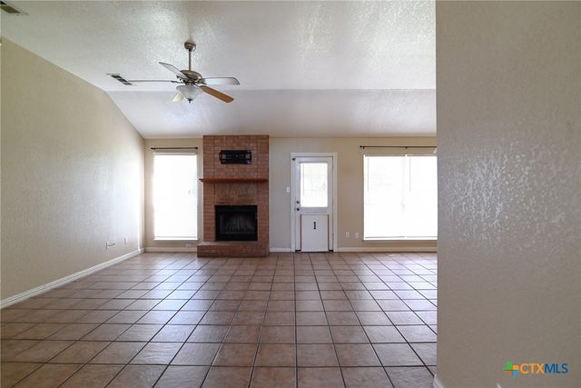 2004 Clairidge Avenue, Killeen, TX 76549