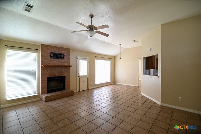 2004 Clairidge Avenue, Killeen, TX 76549