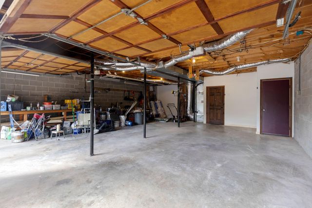 9814 Lakeside Road, Harrison, TN 37341