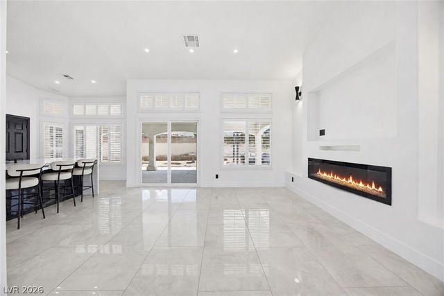 825 Royal Moon Avenue, Las Vegas, NV 89123
