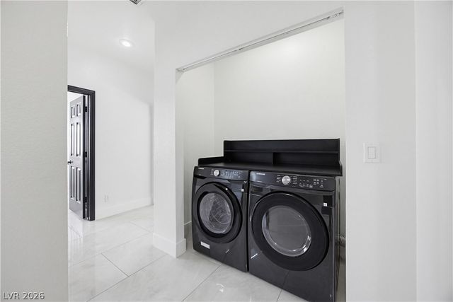 825 Royal Moon Avenue, Las Vegas, NV 89123