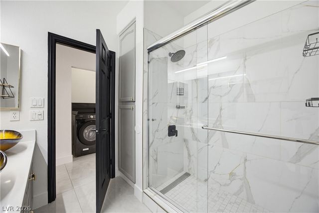 825 Royal Moon Avenue, Las Vegas, NV 89123