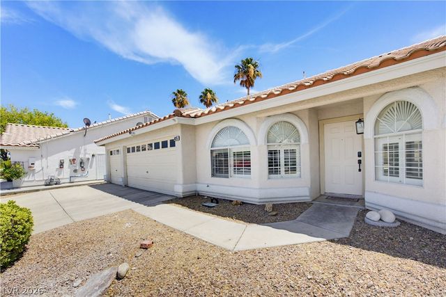 825 Royal Moon Avenue, Las Vegas, NV 89123