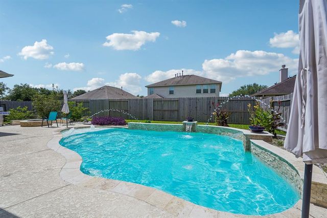 6546 Turner Fields Lane, Dickinson, TX 77539
